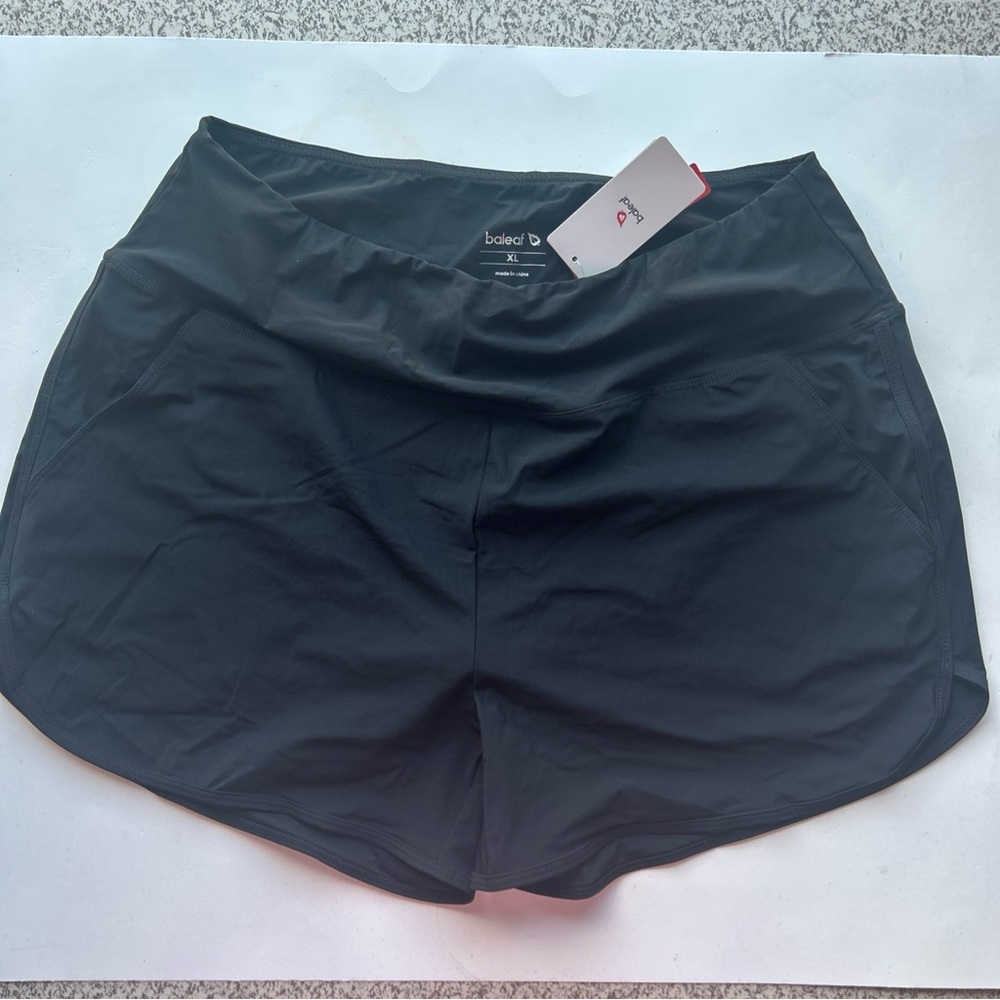 Balaef Black Women's Shorts nwt